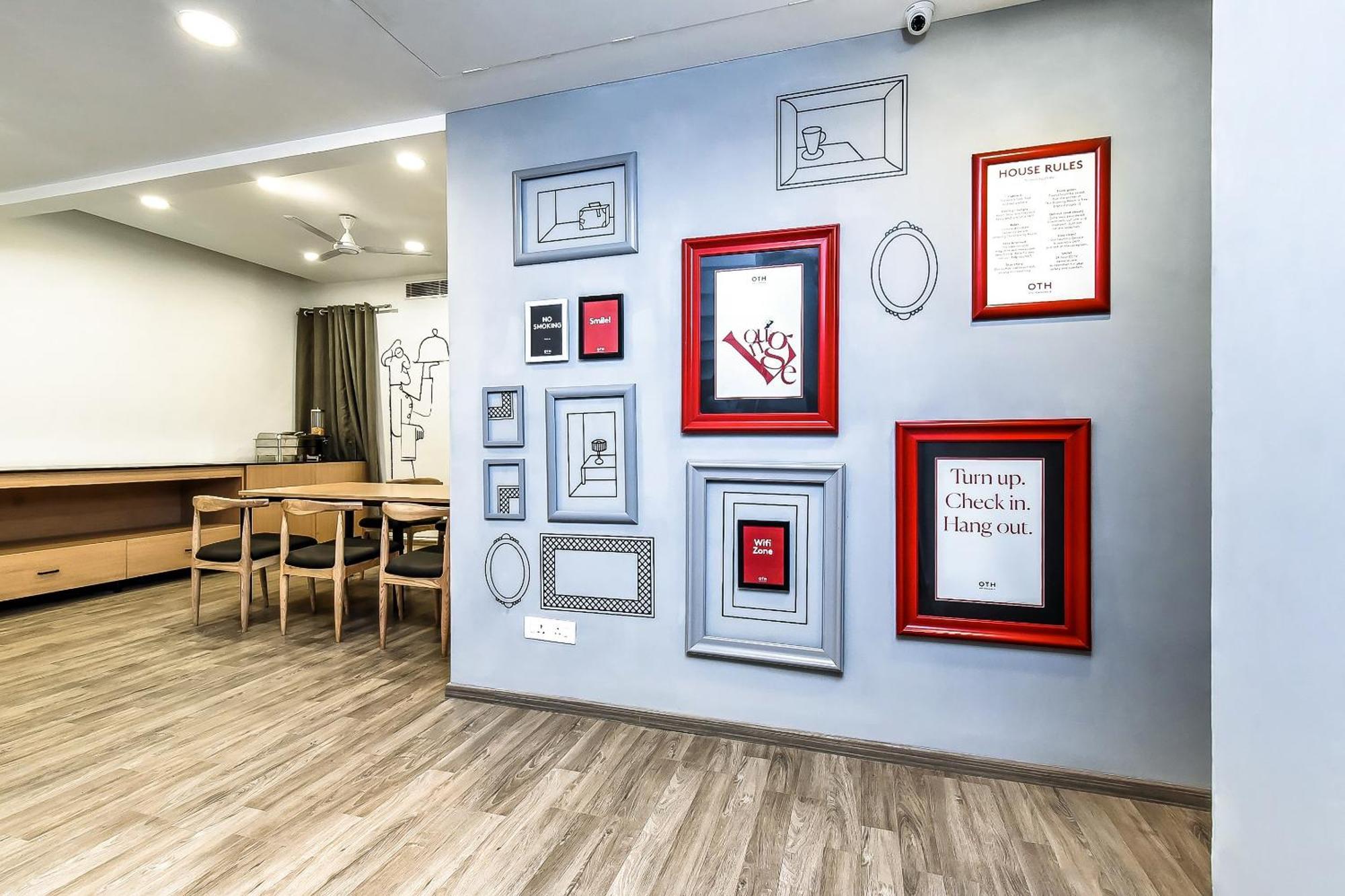 Townhouse Sky Hotell Ludhiana Eksteriør bilde